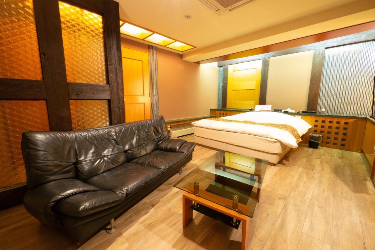 Hotel Rplus日高 (Adults Only) Hidaka  المظهر الخارجي الصورة