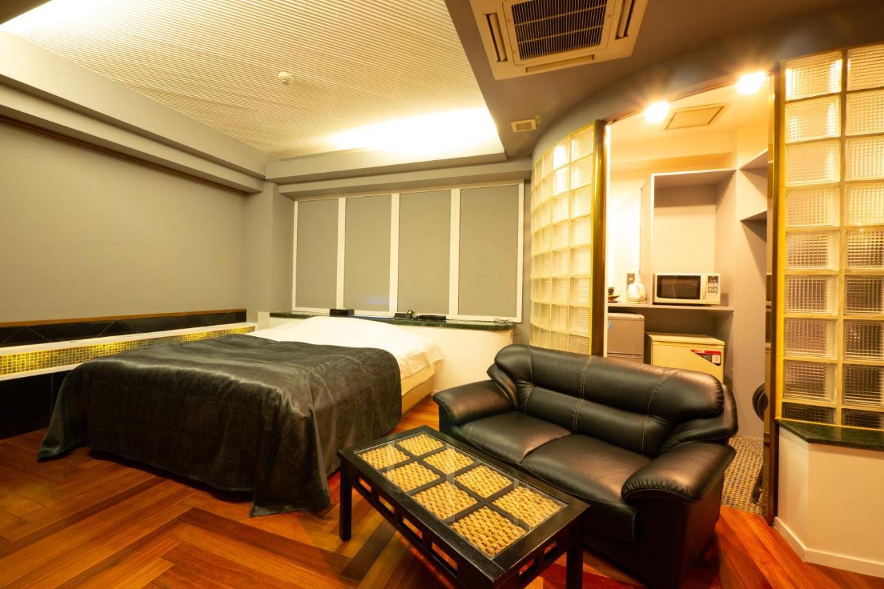 Hotel Rplus日高 (Adults Only) Hidaka  المظهر الخارجي الصورة