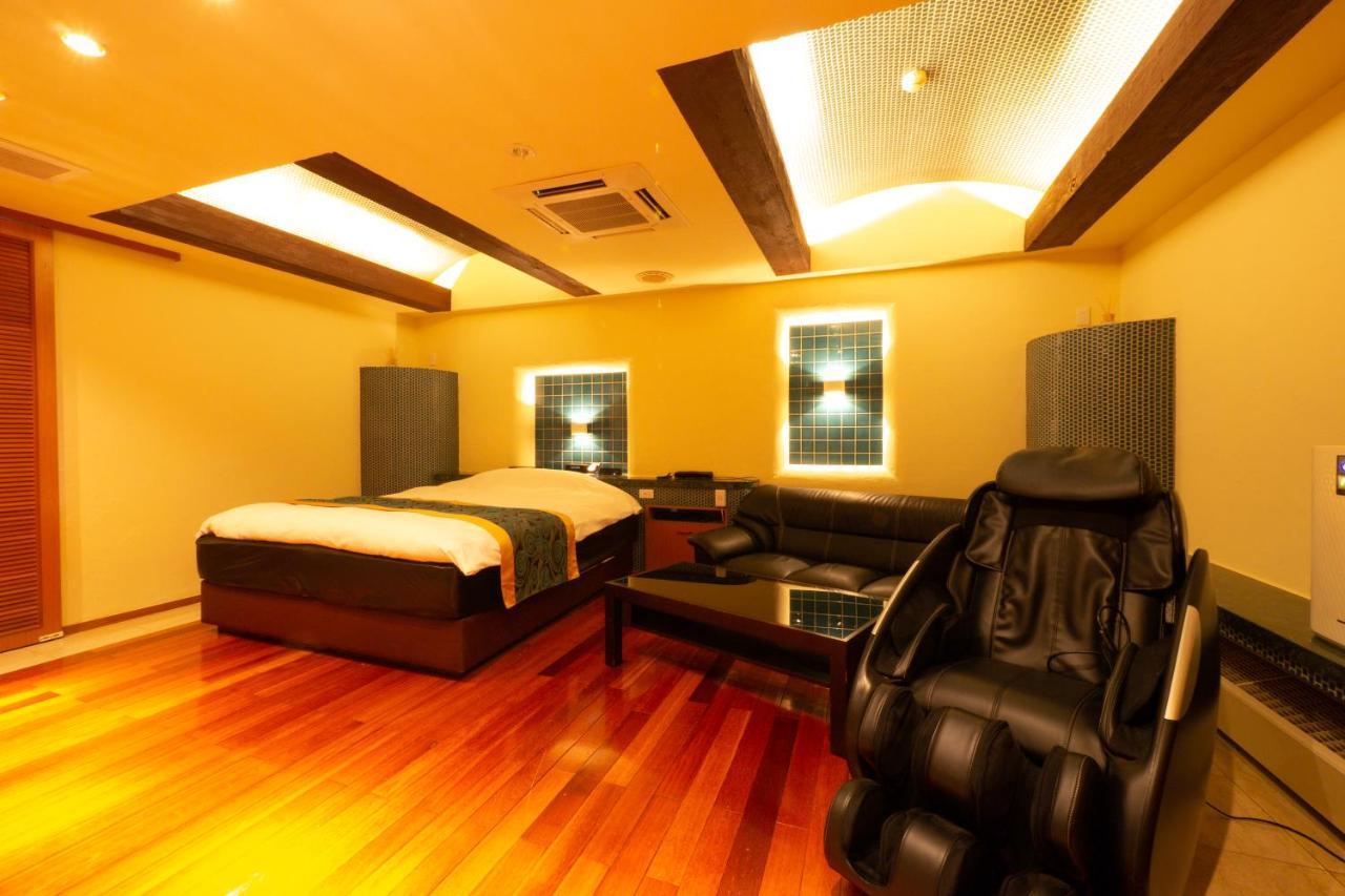 Hotel Rplus日高 (Adults Only) Hidaka  المظهر الخارجي الصورة